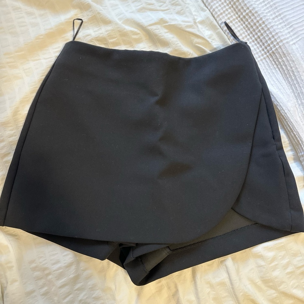 Zara Elegant Black Overlap Skort
